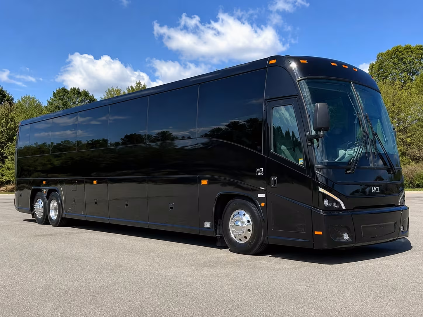 charter bus transportation for large ventura prom groups