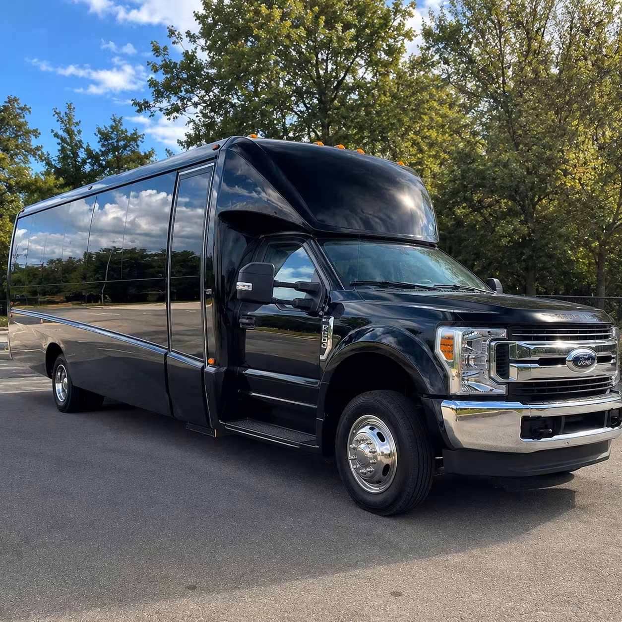 minibus rentals in ventura for smaller prom groups