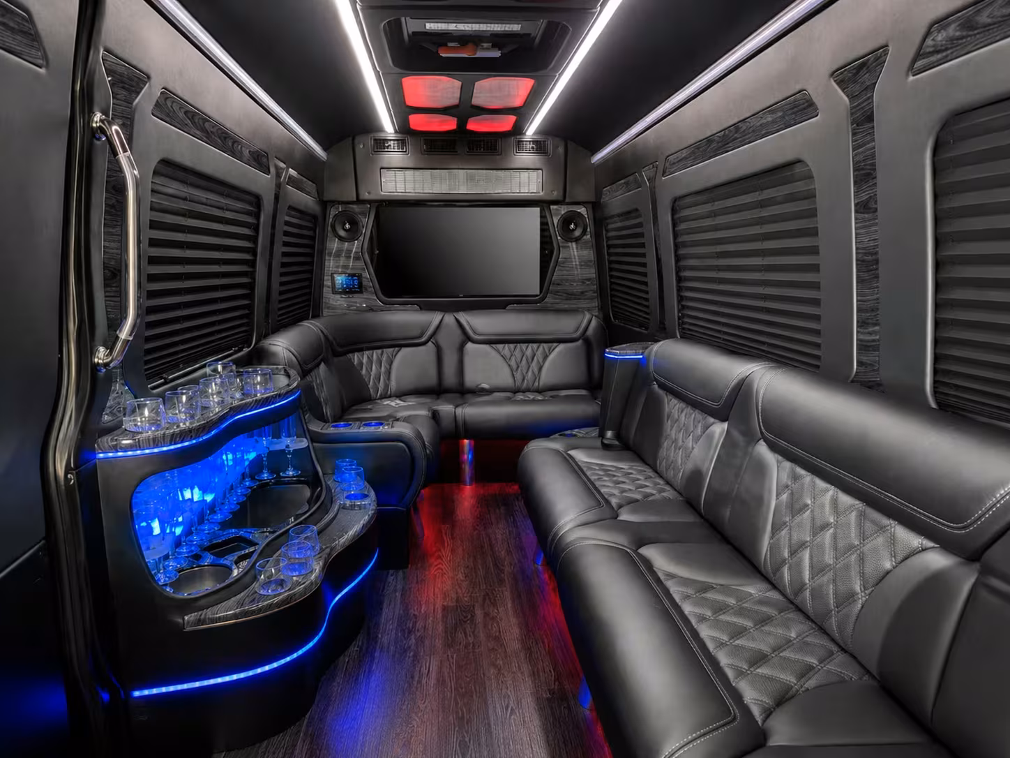 recurring government employee shuttle rentals in ventura