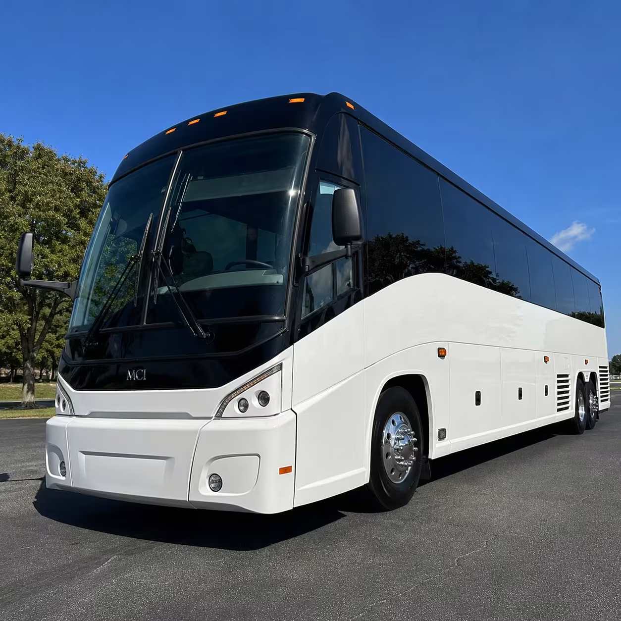 ventura sunday church shuttle buses for weekly worship