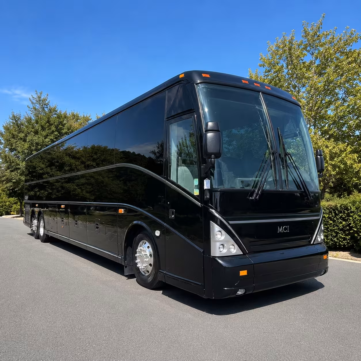 wedding shuttle buses in ventura for ceremonies and receptions